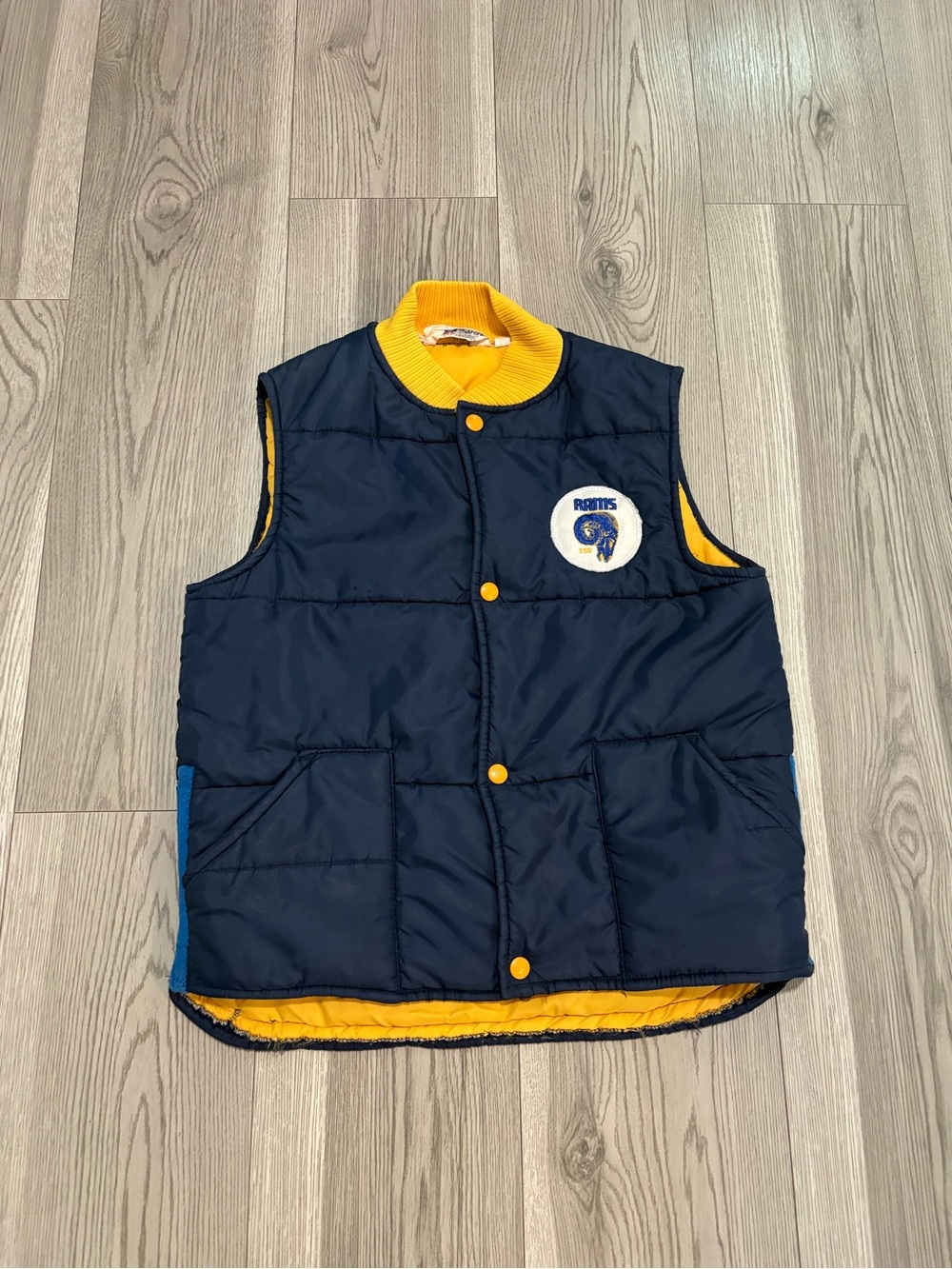 Vintage Youth Los Angeles Rams Puffer Vest Size L
